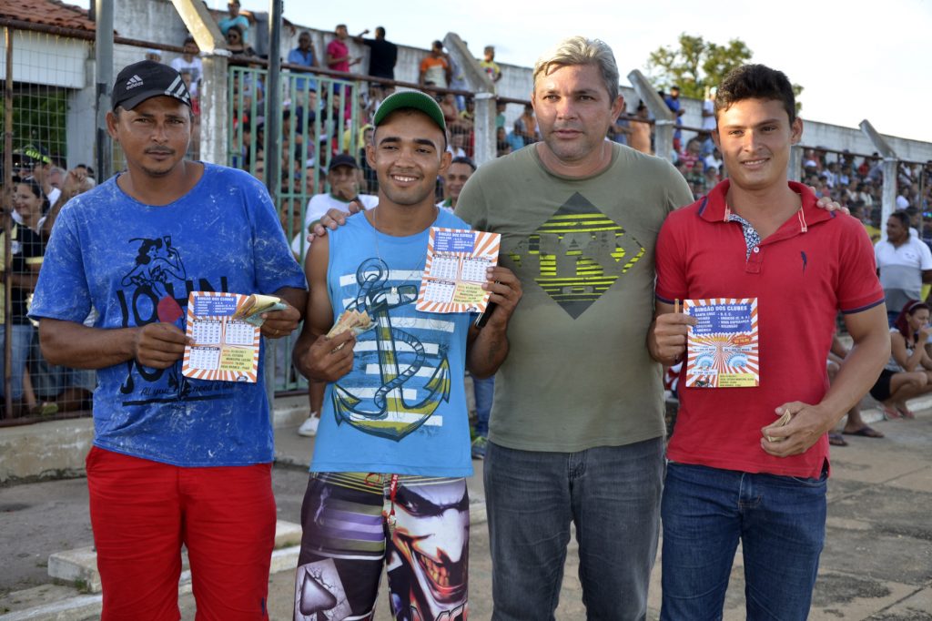 Prefeitura de Água Branca realiza 1º Bingo dos Clubes
