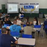 Educação de Água Branca reúne professores para tratar sobre ensino especial