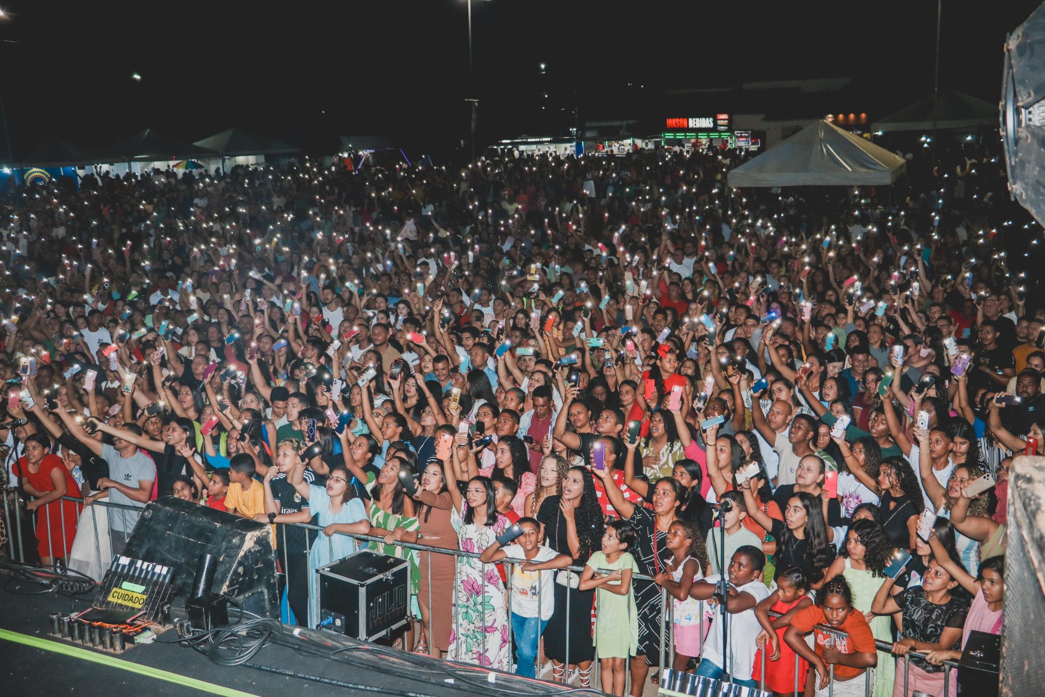Água Branca bate recorde de público em show gospel de aniversário Água Branca bate recorde de público em show gospel de aniversário