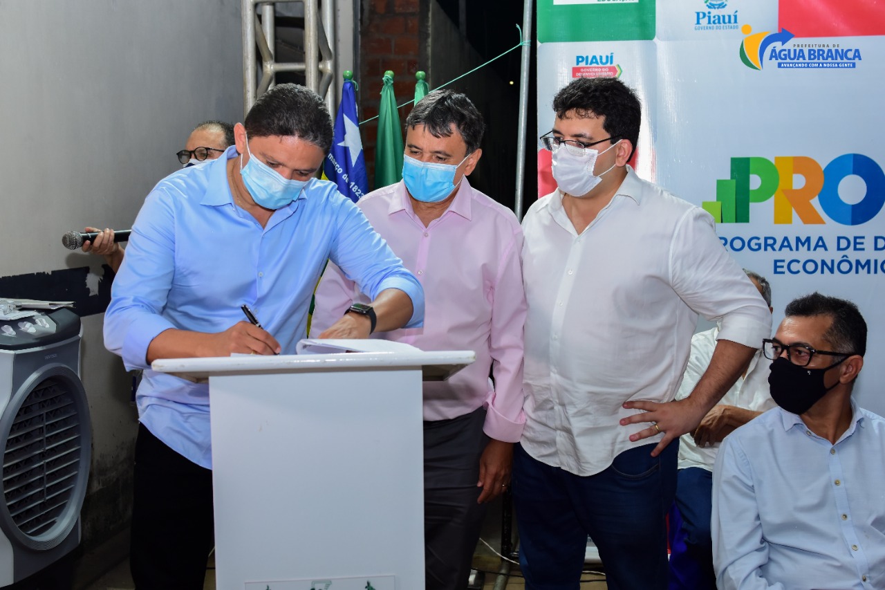 Água Branca comemora 67 anos com maratona de inaugurações e live de aniversário