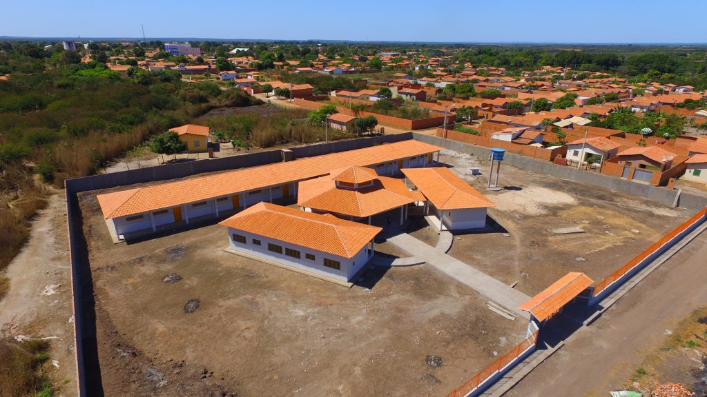 Água Branca ganha duas novas escolas que beneficiarão mais de mil famílias