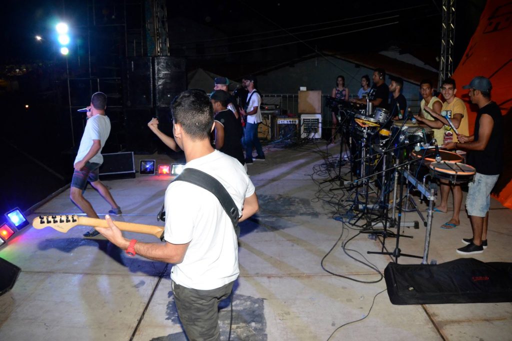 Apresentações culturais marcam abertura da semana do aniversário de Água Branca
