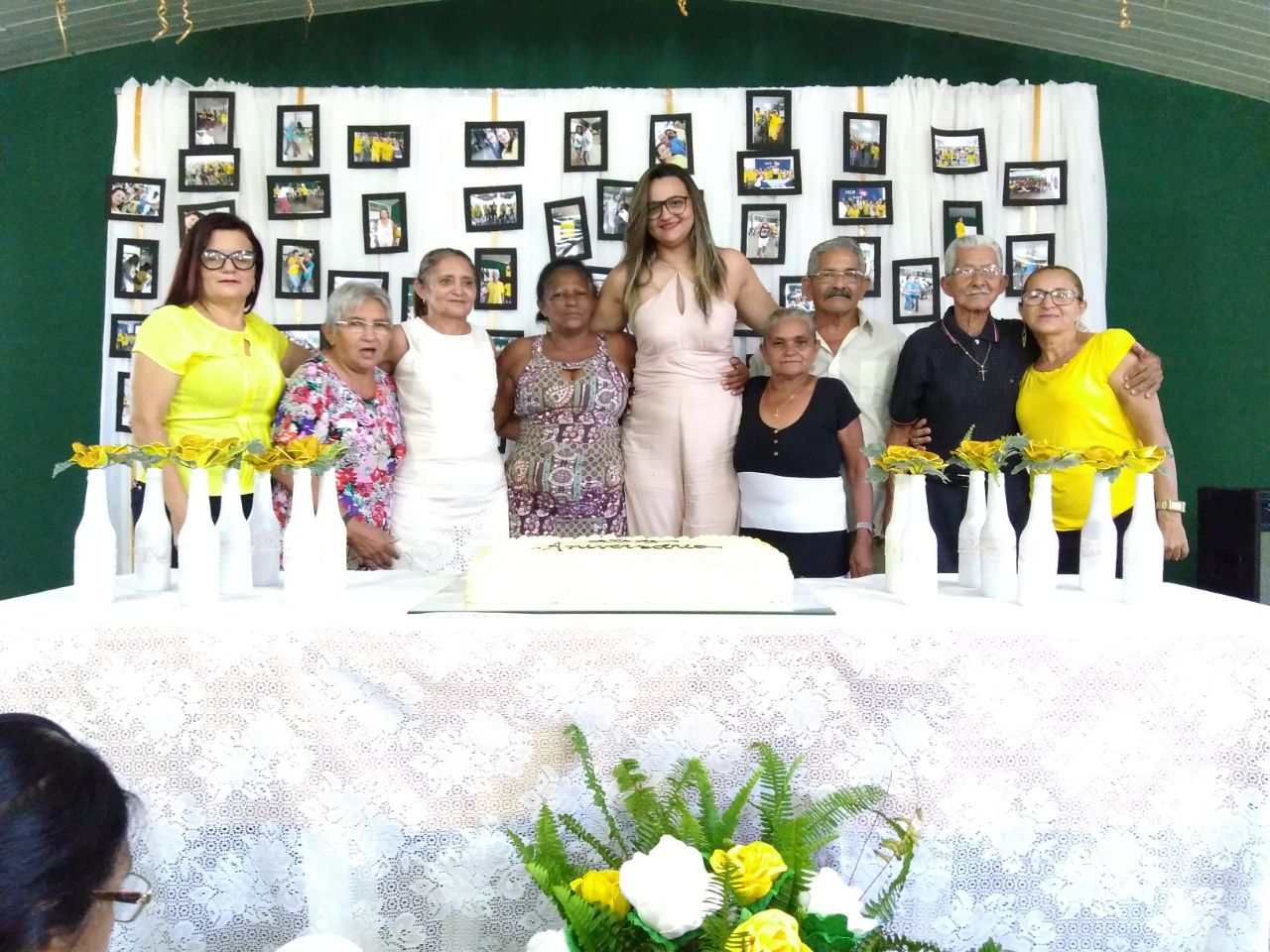 Assistência Social de Água Branca realiza festa de aniversário para os idosos do SCFV Assistência Social de Água Branca realiza festa de aniversário para os idosos do SCFV