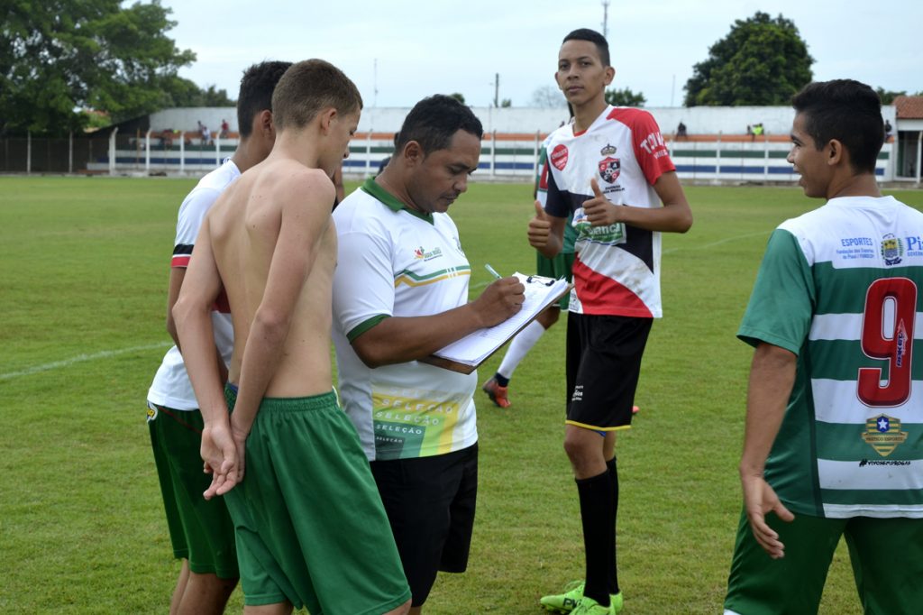 Atletas de Água Branca são selecionados para período de teste no Ceará Esporte Clube