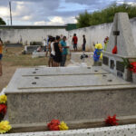 Cemitérios de Água Branca recebem visitas no Dia de Finados