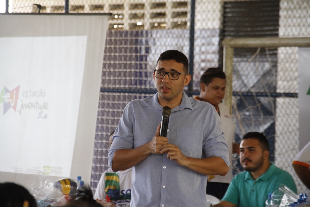 Com foco nos direitos e deveres da juventude, Conexão Jovem reúne centenas de estudantes de Água Branca