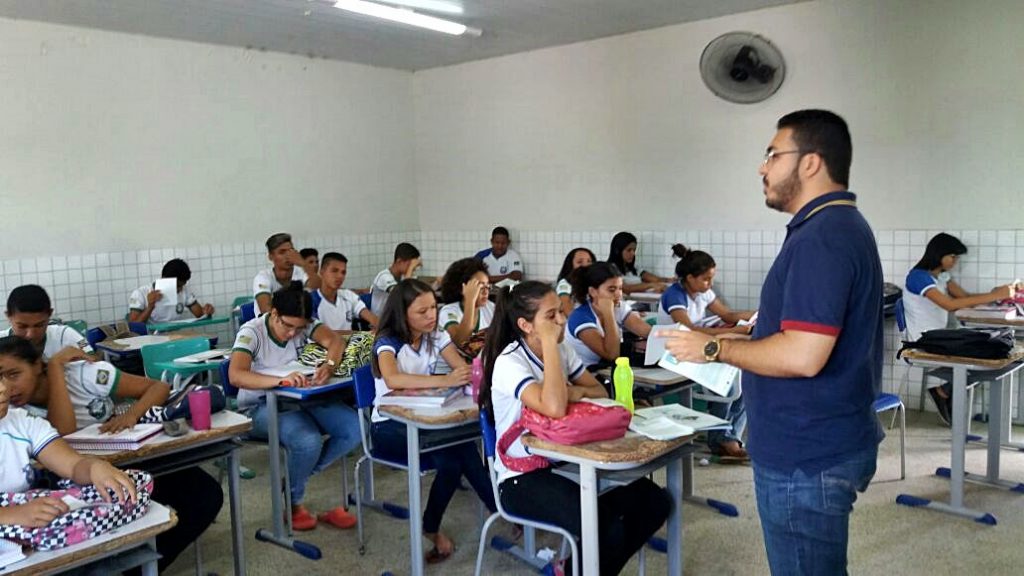 Coordenadoria de Juventude inicia divulgação do ID Jovem nas escolas públicas