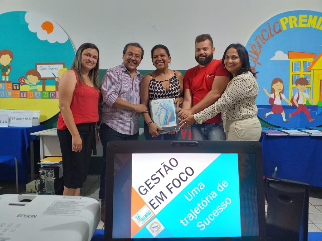 Encontro de Gestores Escolares fecha trabalhos da Educação de Água Branca