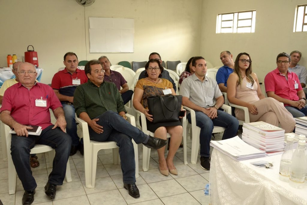 Equipe da gestão de Água Branca participa de Oficina de Planejamento Estratégico Equipe da gestão de Água Branca participa de Oficina de Planejamento Estratégico