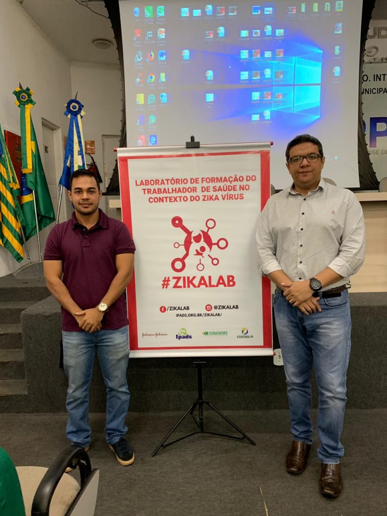 Equipe da Saúde de Água Branca é capacitada para atender pacientes com microcefalia associada ao Zika Vírus Equipe da Saúde de Água Branca é capacitada para atender pacientes com microcefalia associada ao Zika Vírus