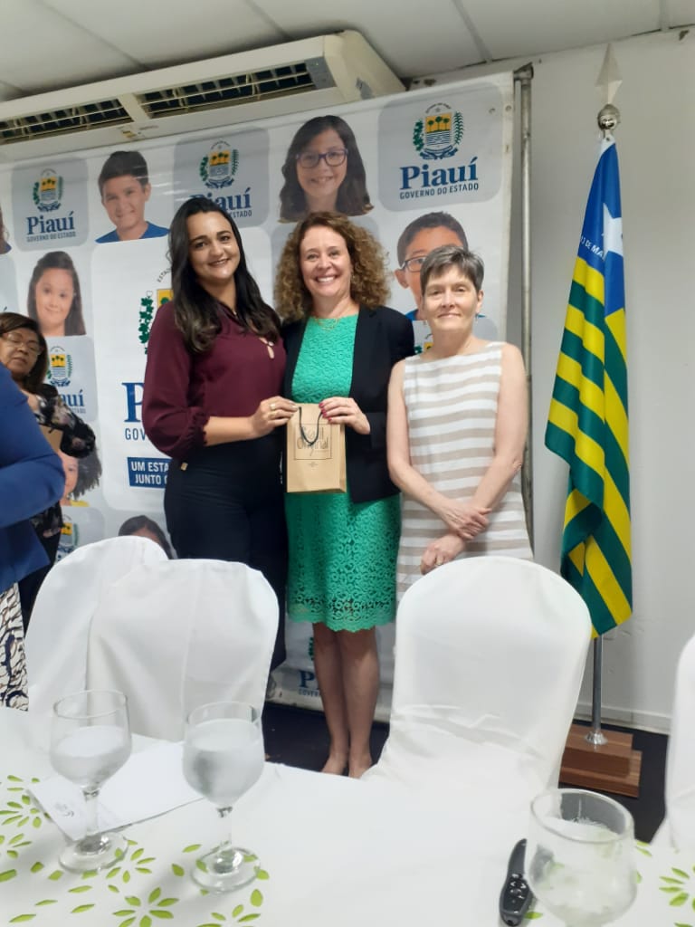 Equipe do Programa Criança Feliz prestigia encerramento do curso de Interação Responsiva para Aprendizagem Equipe do Programa Criança Feliz prestigia encerramento do curso de Interação Responsiva para Aprendizagem