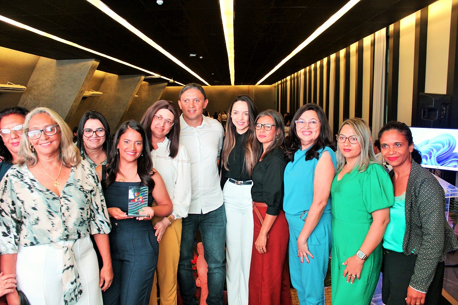 Escola de Água Branca é premiada por qualidade do ensino na idade certa