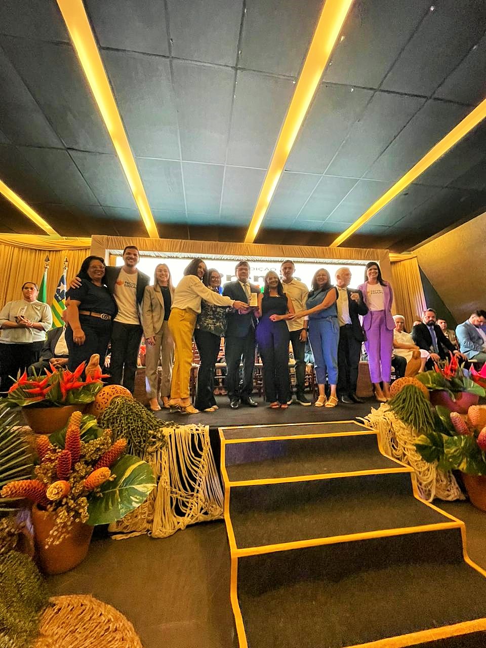 Escola de Água Branca é premiada por qualidade do ensino na idade certa