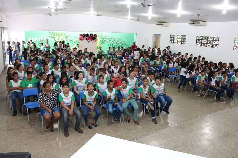 Escola de Água Branca promove gincana sobre “Sustentabilidade” Escola de Água Branca promove gincana sobre “Sustentabilidade”