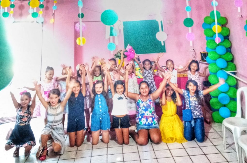 Escolas da Rede Municipal de Ensino comemoram o Dia das Crianças