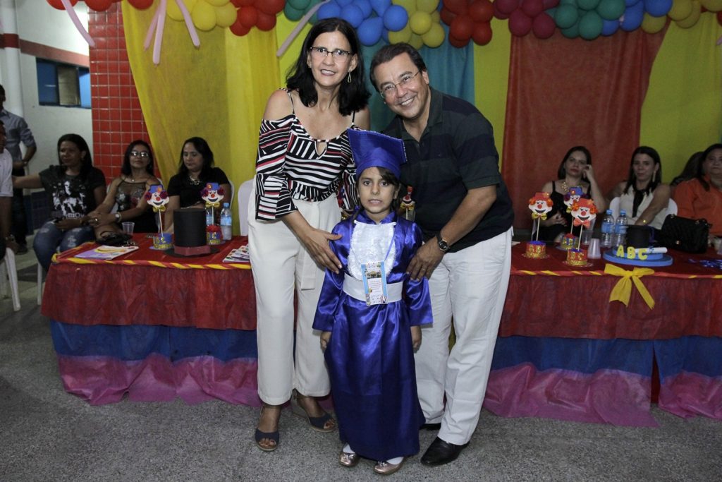 Escolas de Água Branca realizam formatura dos Doutores do ABC