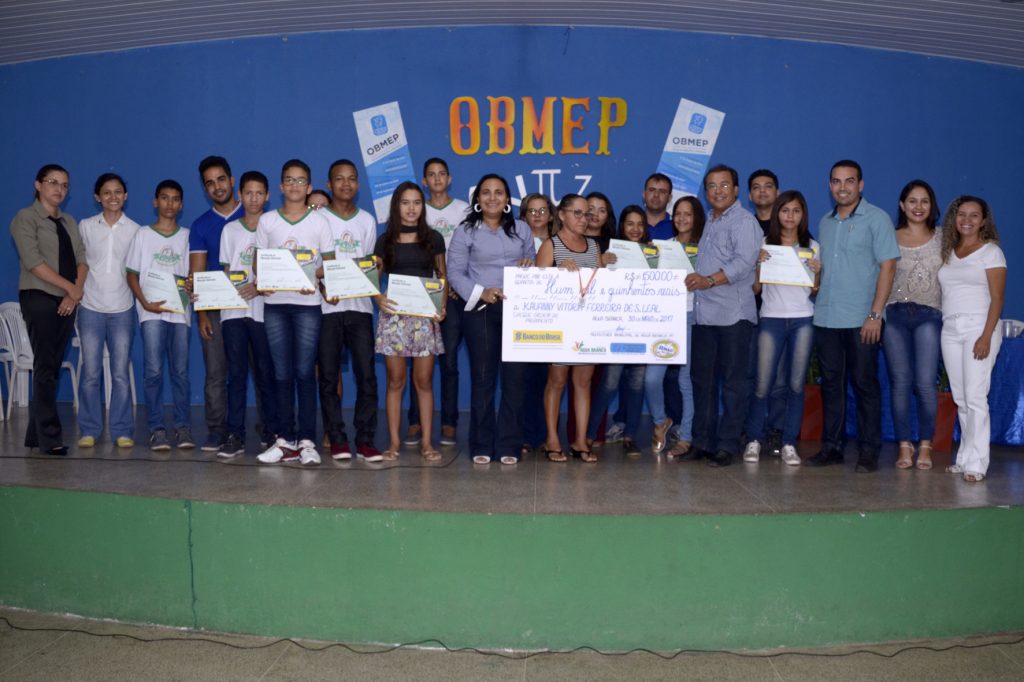 Estudantes de Água Branca recebem medalhas da OBMEP Estudantes de Água Branca recebem medalhas da OBMEP