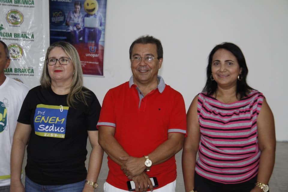 Estudantes participam de aulão PRÉ ENEM em Água Branca