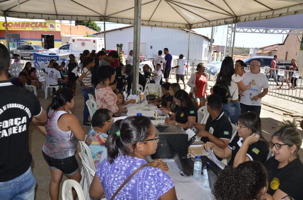 Feira da Cidadania em Água Branca registra mais de 5 mil atendimentos Feira da Cidadania em Água Branca registra mais de 5 mil atendimentos