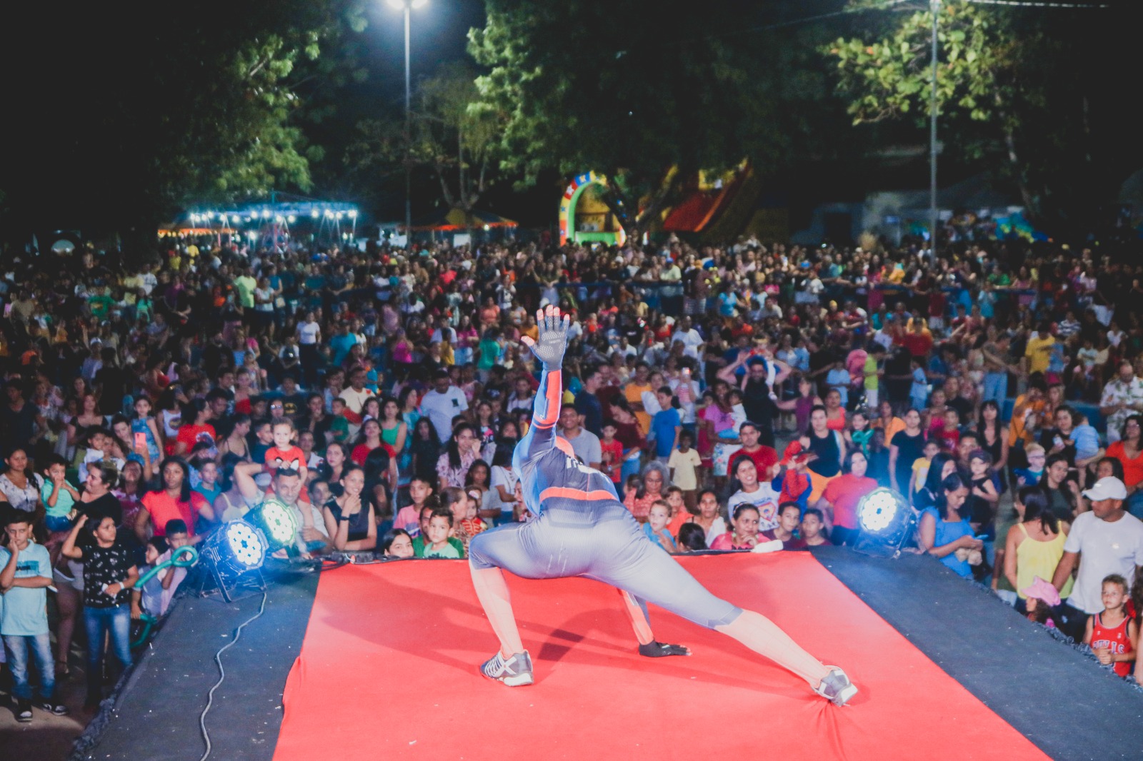 Festa das Crianças da Prefeitura reúne 10 mil pessoas na Praça de Eventos em Água Branca