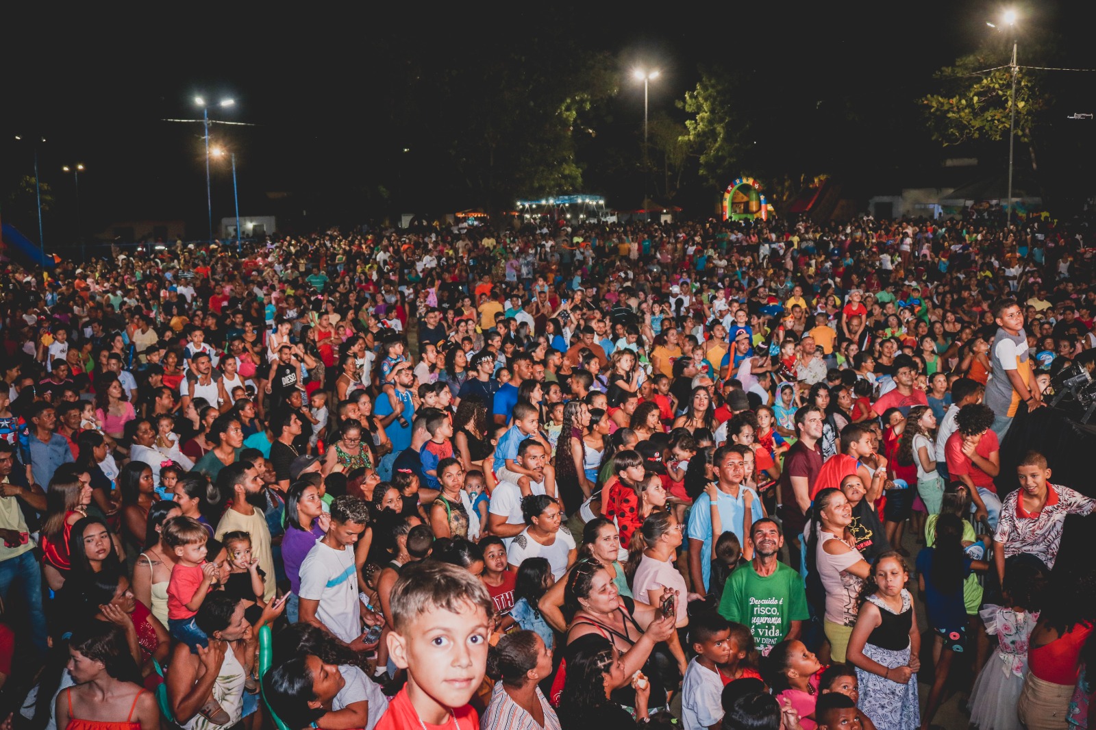 Festa das Crianças da Prefeitura reúne 10 mil pessoas na Praça de Eventos em Água Branca