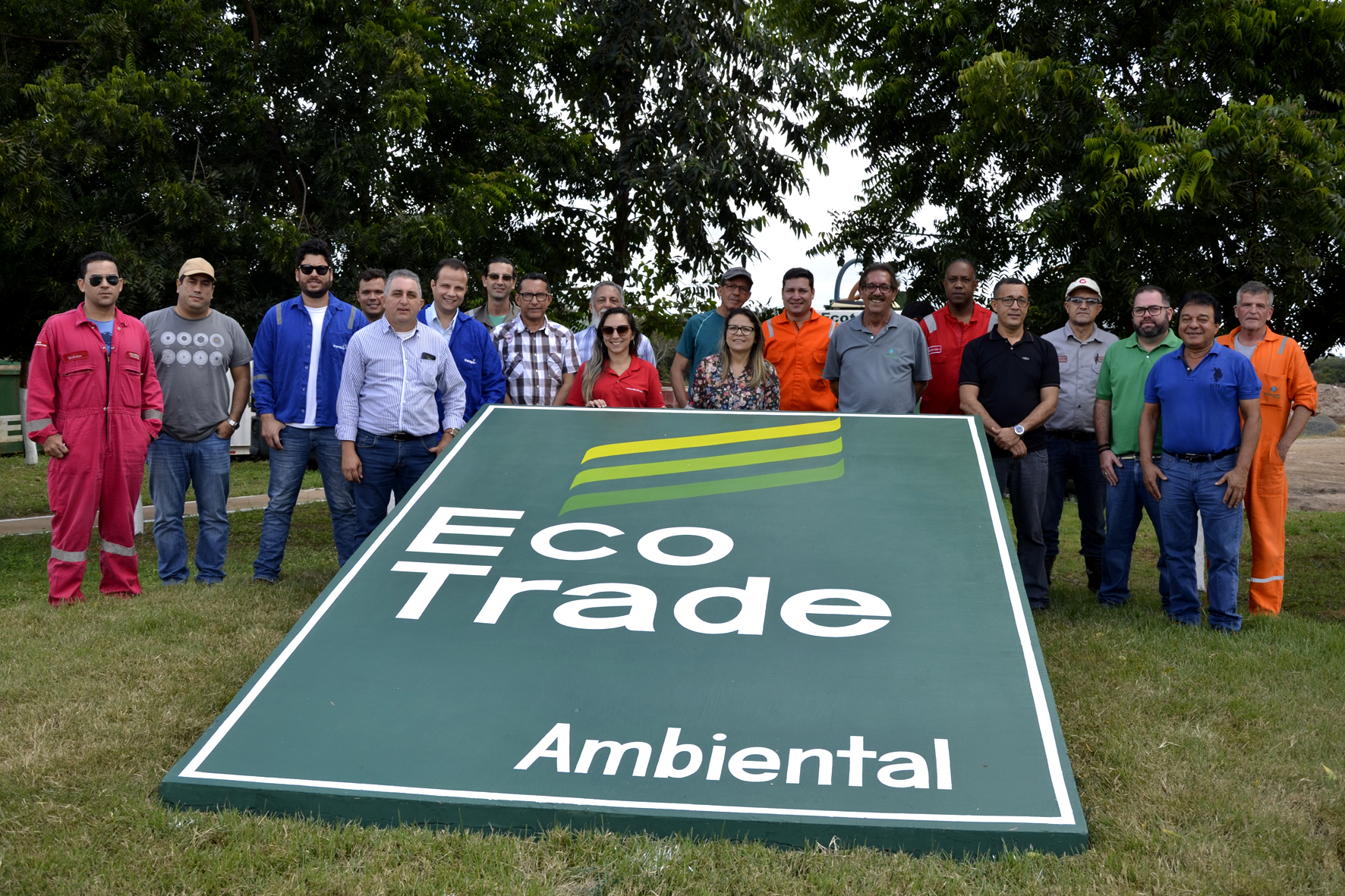 Gestores se reúnem para tratar sobre atuação da Ecotrade Ambiental em Água Branca Gestores se reúnem para tratar sobre atuação da Ecotrade Ambiental em Água Branca