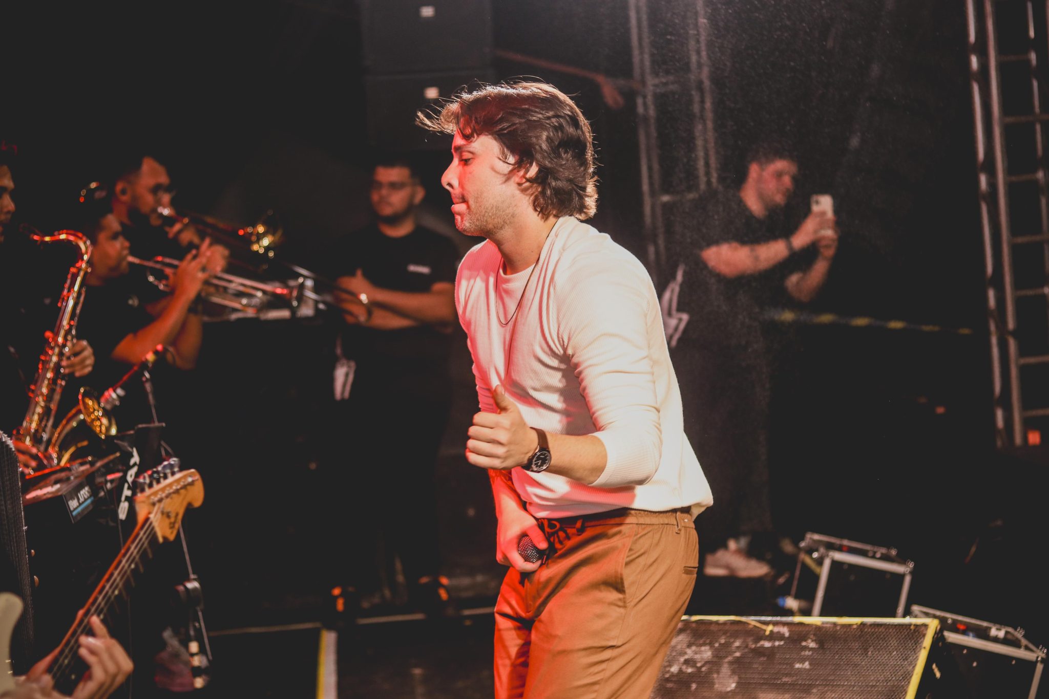 Grandes shows animaram o público no último dia dos Festejos da Comunidade Santo Antônio, em Água Branca