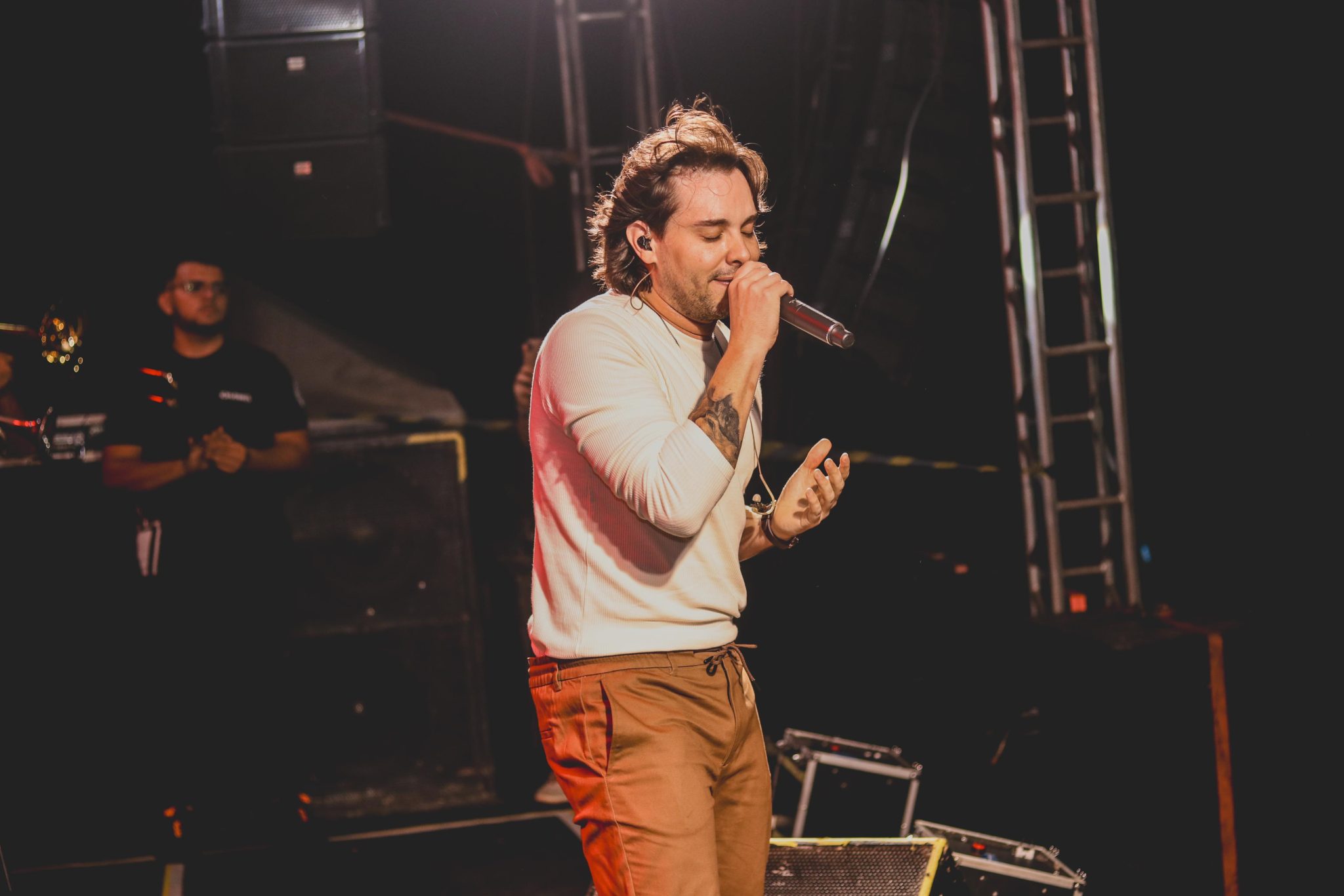Grandes shows animaram o público no último dia dos Festejos da Comunidade Santo Antônio, em Água Branca