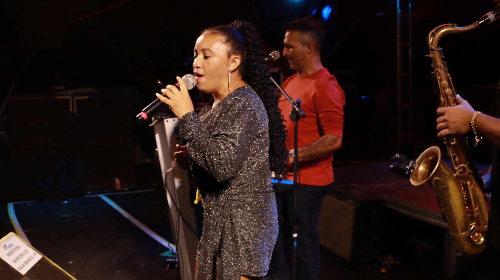 Grandes shows animaram o público no último dia dos Festejos da Comunidade Santo Antônio, em Água Branca