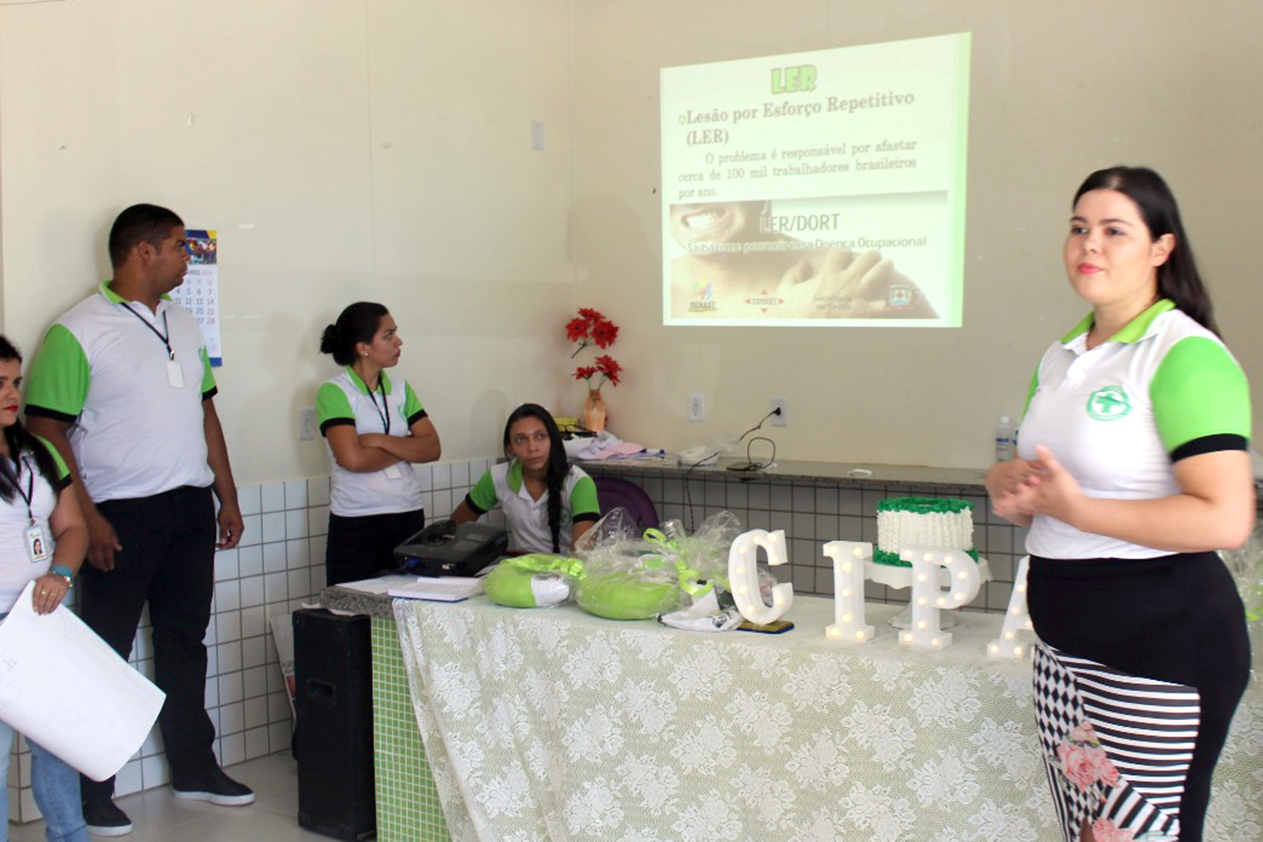 Higiene pessoal para a prevenção de doenças é tema de encontro no Hospital de Água Branca Higiene pessoal para a prevenção de doenças é tema de encontro no Hospital de Água Branca
