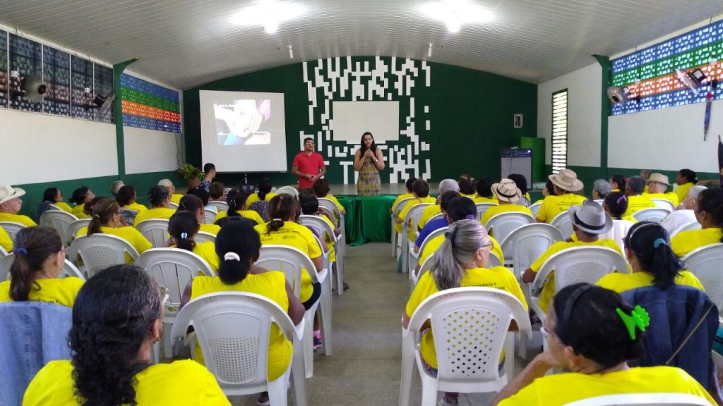 Idosos de Água Branca participam de palestra sobre prevenção do Alzheimer Idosos de Água Branca participam de palestra sobre prevenção do Alzheimer