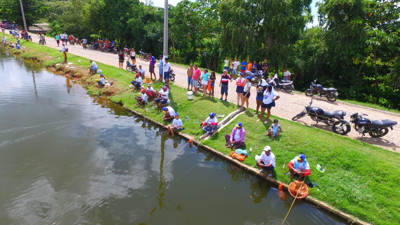 II Campeonato de Pescaria de Água Branca reúne pescadores na Orla do Açude II Campeonato de Pescaria de Água Branca reúne pescadores na Orla do Açude