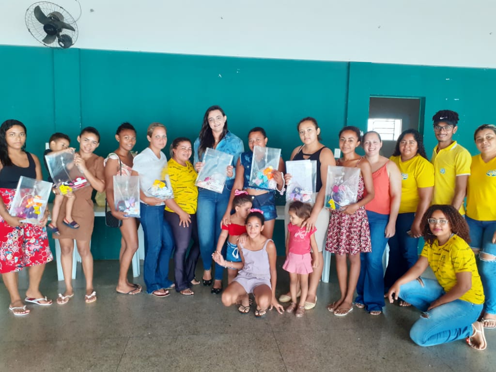 Mães de Água Branca participam de curso de artesanato Mães de Água Branca participam de curso de artesanato