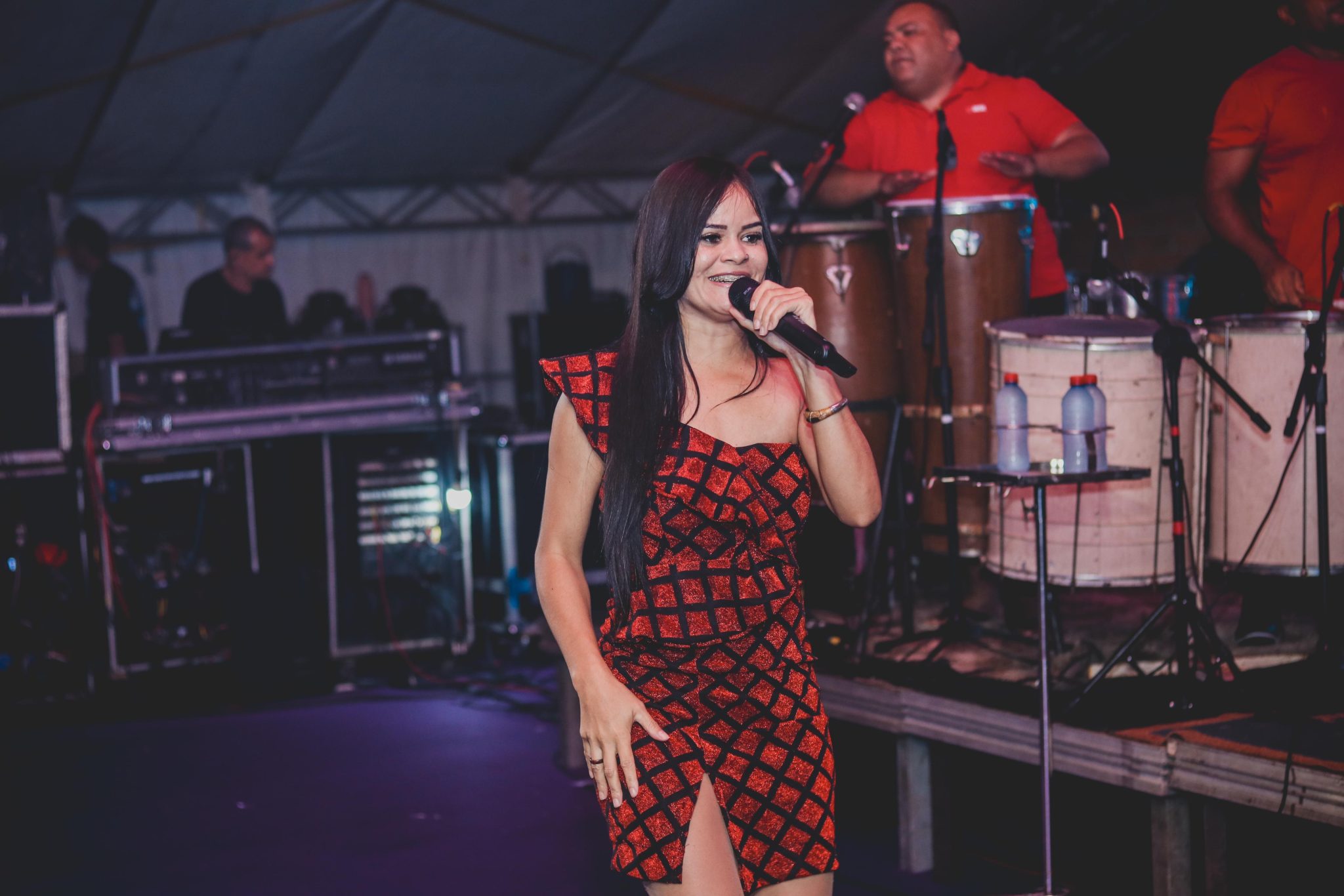 Muita folia e animação no Carnaval de Água Branca: Júnior Vianna abre 1º dia de folia Muita folia e animação no Carnaval de Água Branca: Júnior Vianna abre 1º dia de folia