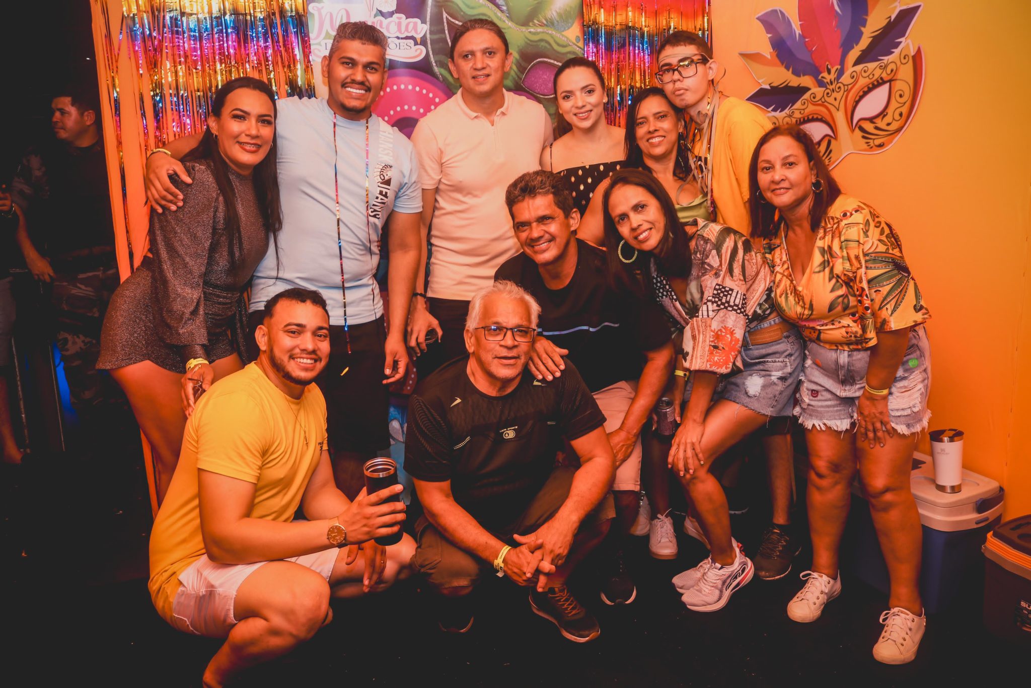 Muita folia e animação no Carnaval de Água Branca: Júnior Vianna abre 1º dia de folia
