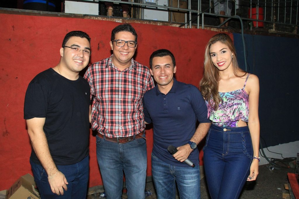 Noite Católica anima terceiro dia da Semana Cultural de Água Branca