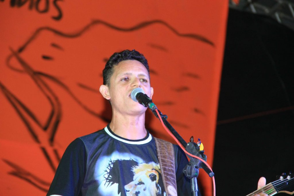 Noite Católica anima terceiro dia da Semana Cultural de Água Branca
