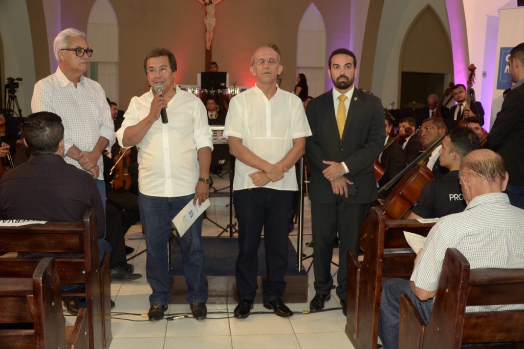 Orquestra Sinfônica encanta público durante apresentação em Água Branca Orquestra Sinfônica encanta público durante apresentação em Água Branca