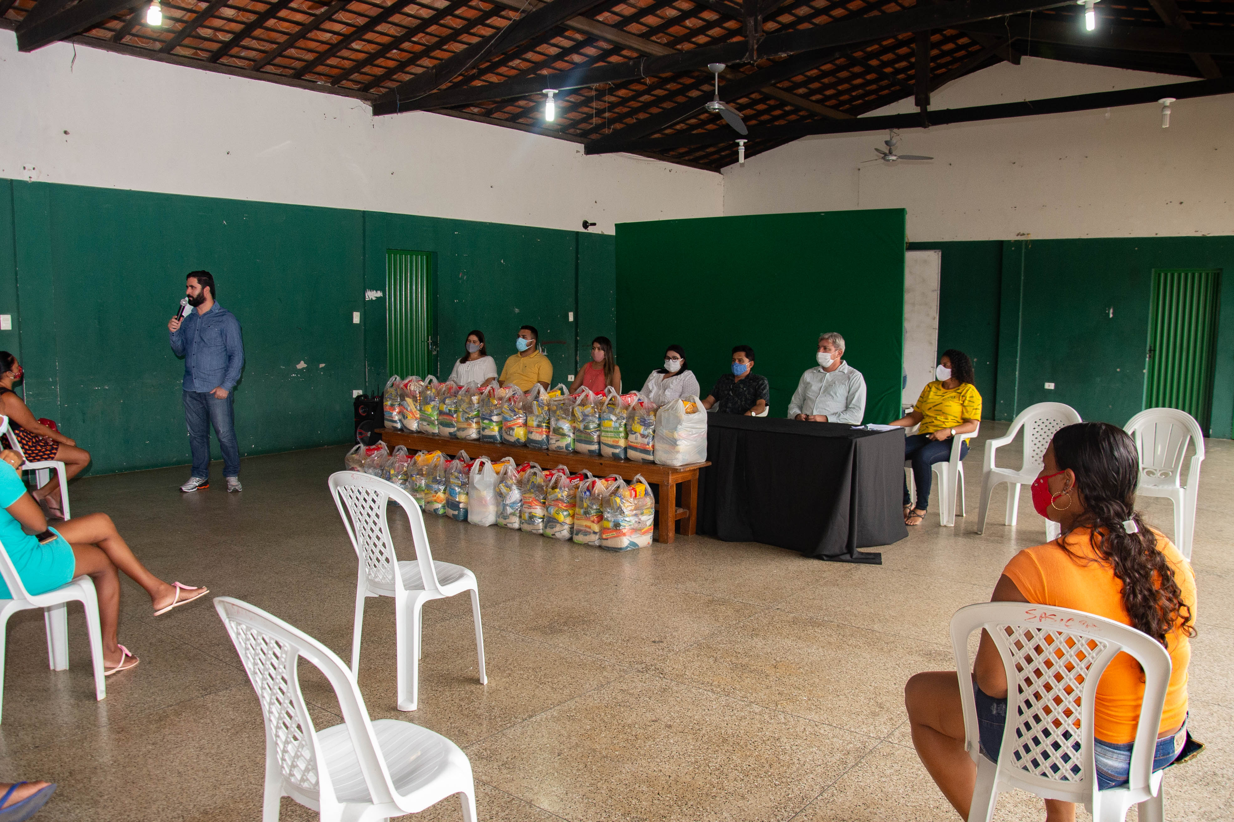 Pão na Mesa: Prefeitura de Água Branca faz primeira entrega de cestas básicas de 2021 Pão na Mesa: Prefeitura de Água Branca faz primeira entrega de cestas básicas de 2021
