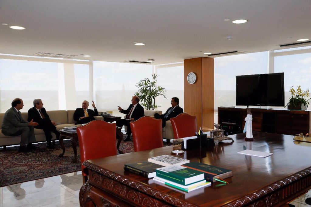 Prefeito Jonas Moura se reúne com presidente Michel Temer