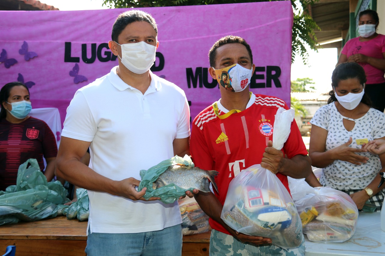 Semana Santa: Água Branca beneficia mais de 1200 famílias carentes com entrega de cestas básicas Prefeito Júnior Ribeiro faz avaliação dos 100 primeiros dias de governo em Água Branca