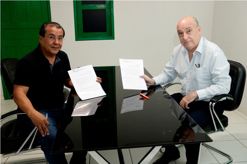 Prefeitura de Água Branca assina PPP para a iluminação pública Prefeitura de Água Branca assina PPP para a iluminação pública