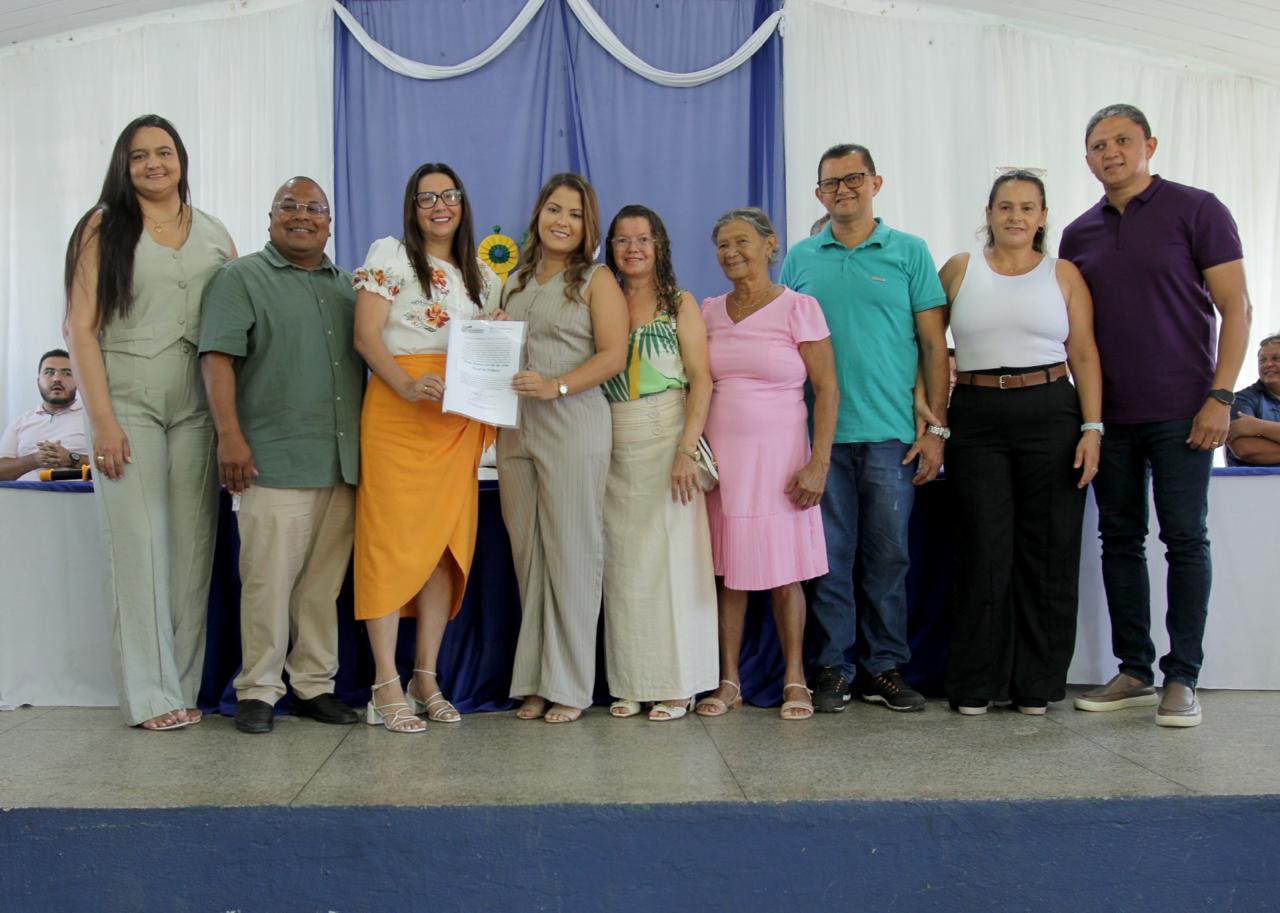 Prefeitura de Água Branca conclui ciclo de nomeações do último concurso público com posse de novos servidores