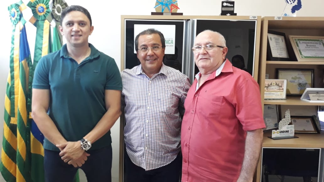 Prefeitura de Água Branca conclui pagamento de 13º salário dos servidores Prefeitura de Água Branca conclui pagamento de 13º salário dos servidores