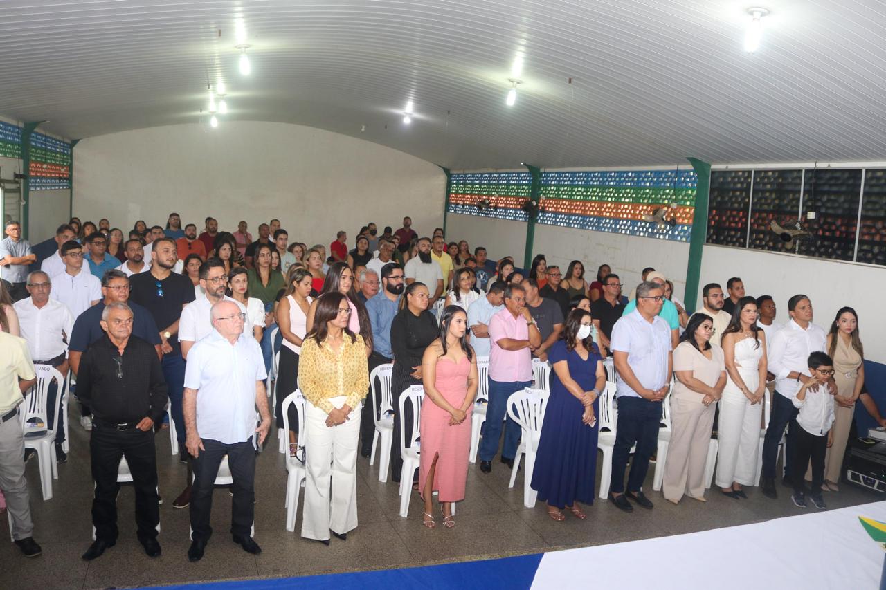 Prefeitura de Água Branca empossa secretariado da gestão 2025-2028