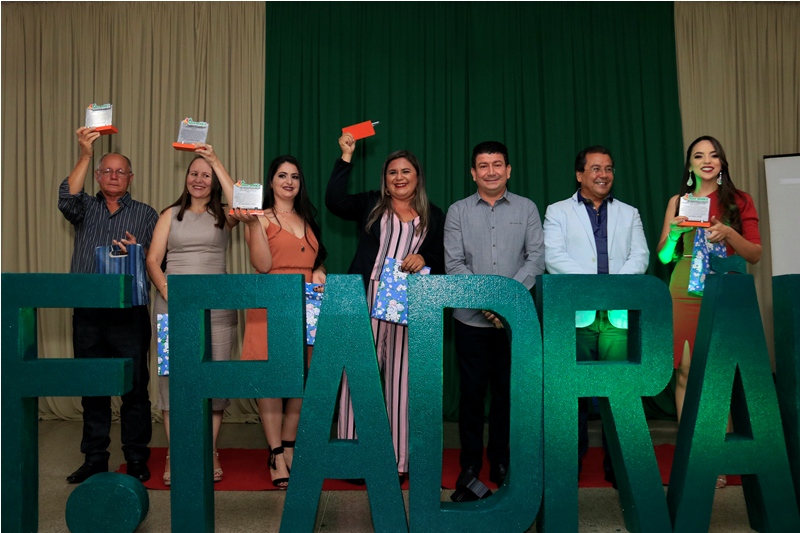 Prefeitura de Água Branca entrega premiação do Funcionário Padrão 2018 Prefeitura de Água Branca entrega premiação do Funcionário Padrão 2018