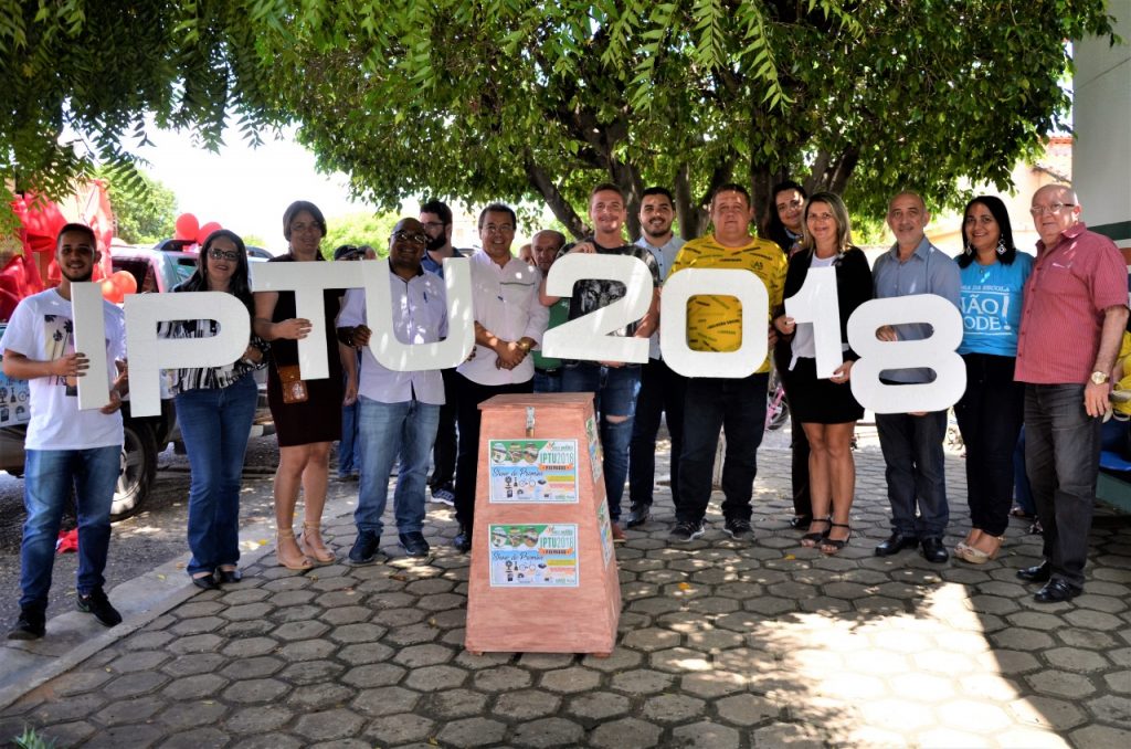 Prefeitura de Água Branca entrega prêmios da Campanha IPTU Premiado 2018 Prefeitura de Água Branca entrega prêmios da Campanha IPTU Premiado 2018