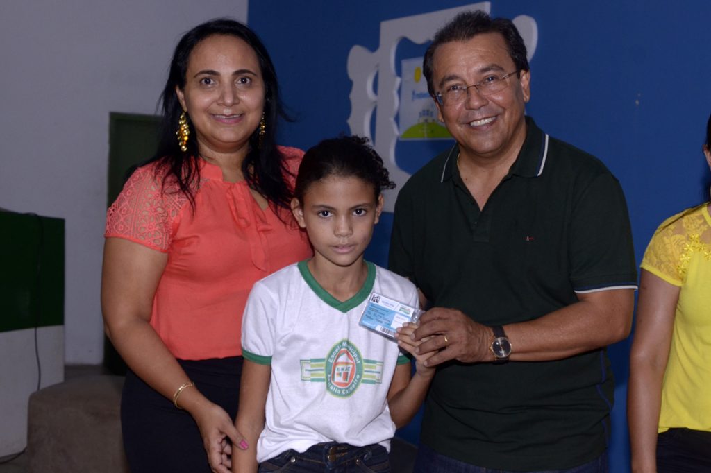 Prefeitura de Água Branca inicia uso da plataforma Mobieduca nas escolas municipais