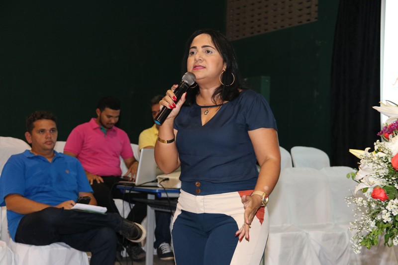 Prefeitura de Água Branca premia estudantes que se destacaram nas olimpíadas estudantis em 2019