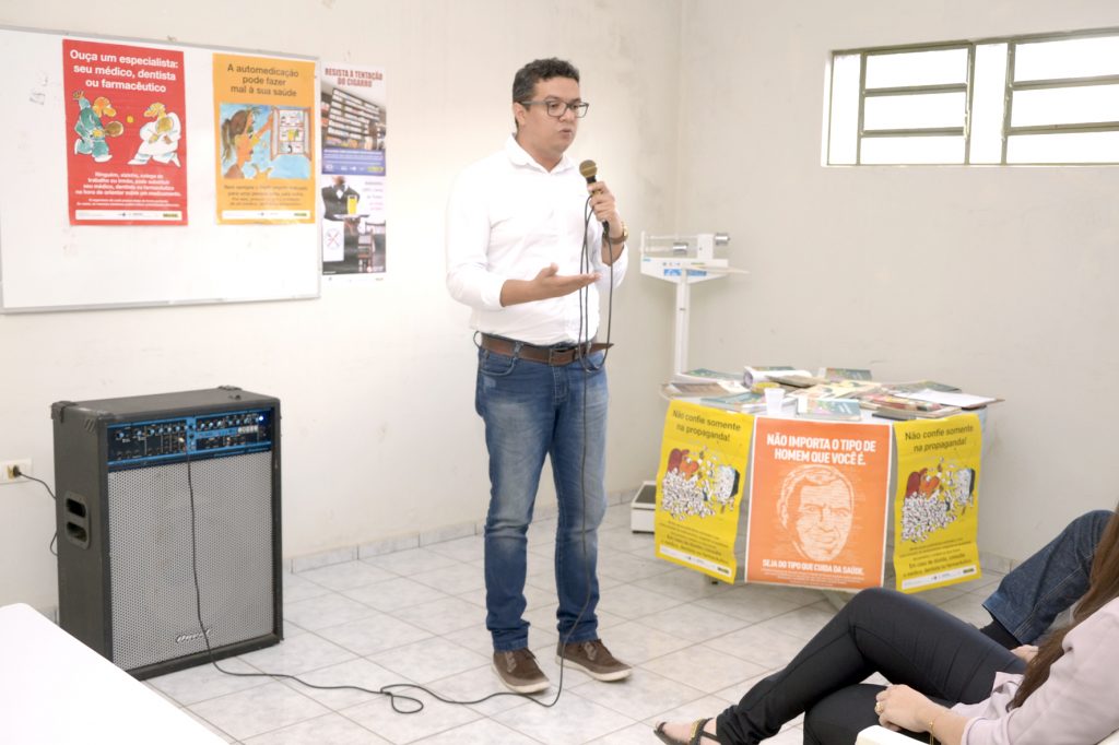 Prefeitura de Água Branca promove orientação aos proprietários de frigoríficos